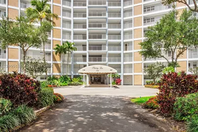 3010 N Course #104, Pompano Beach, FL 33069 - Photo 3