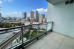 90 SW 3rd, Miami, FL 33130 - Photo 5