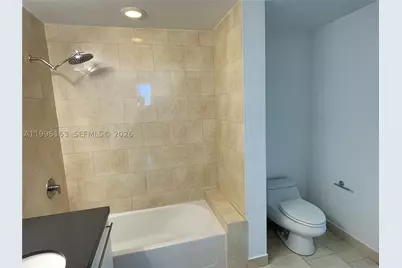 90 SW 3rd #1809, Miami, FL 33130 - Photo 9