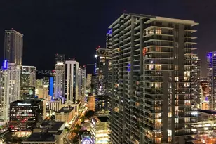 31 SE 5th, Miami, FL 33131 - Photo 1