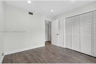 275 Gate #104, Hollywood, FL 33024 - Photo 9