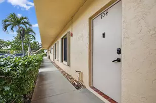275 Gate, Hollywood, FL 33024 - Photo 25