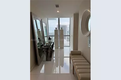 1100 Biscayne #2605, Miami, FL 33132 - Photo 5