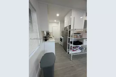 821 NE 6th #2, Hallandale Beach, FL 33009 - Photo 15