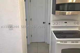 34 SW 6th, Dania Beach, FL 33004 - Photo 11
