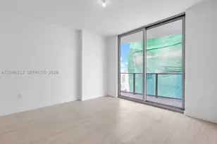 77 SE 5th, Miami, FL 33131 - Photo 5