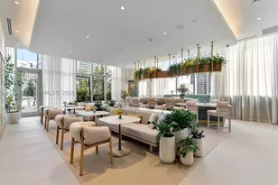 77 SE 5th, Miami, FL 33131 - Photo 21