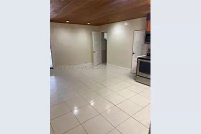 1051 SW 3rd #3, Miami, FL 33130 - Photo 3