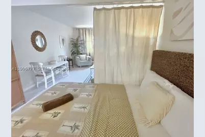 1050 Pennsylvania #28, Miami Beach, FL 33139 - Photo 3