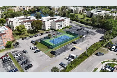 2861 Somerset #301, Lauderdale Lakes, FL 33311 - Photo 7