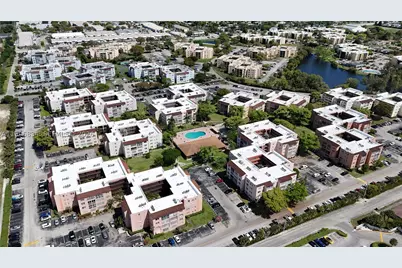 2861 Somerset #301, Lauderdale Lakes, FL 33311 - Photo 5
