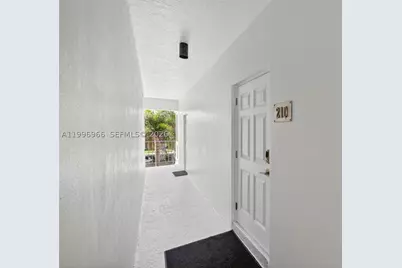 3050 NE 48th #210, Fort Lauderdale, FL 33308 - Photo 45