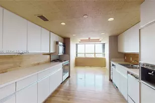 11113 Biscayne, Miami, FL 33181 - Photo 7