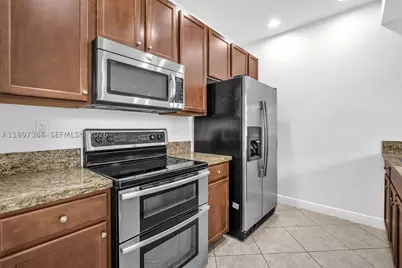 1148 SW 147th, Pembroke Pines, FL 33027 - Photo 7