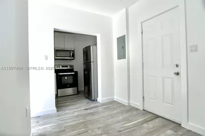 1036 SW 5th #12, Miami, FL 33130 - Photo 9