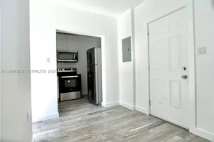 1036 SW 5th, Miami, FL 33130 - Photo 9
