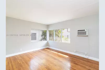 7635 Dickens, Miami Beach, FL 33141 - Photo 9