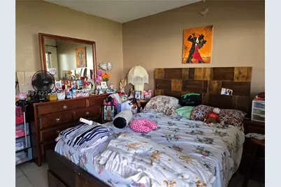 820 SW 11th #5B, Hallandale Beach, FL 33009 - Photo 5