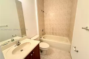 962 SW 143rd, Pembroke Pines, FL 33027 - Photo 13