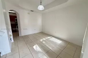 962 SW 143rd, Pembroke Pines, FL 33027 - Photo 7
