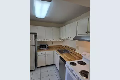 8005 SW 107th #309, Miami, FL 33173 - Photo 3