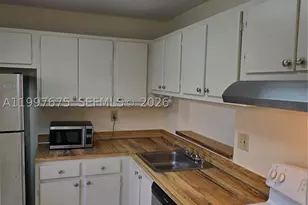 8005 SW 107th, Miami, FL 33173 - Photo 3