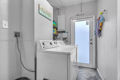17930 NE 6th, North Miami Beach, FL 33162 - Photo 11