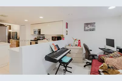 101 SW 96th #101, Plantation, FL 33324 - Photo 11