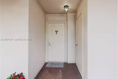101 SW 96th #101, Plantation, FL 33324 - Photo 3