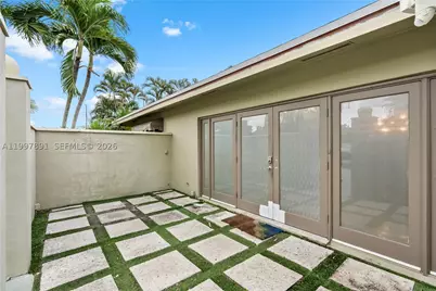 1652 NE 39th, Oakland Park, FL 33334 - Photo 49