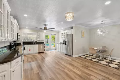 1652 NE 39th, Oakland Park, FL 33334 - Photo 11