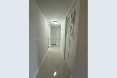 907 NE 199th #204, Miami, FL 33179 - Photo 23