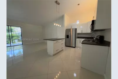 907 NE 199th #204, Miami, FL 33179 - Photo 13