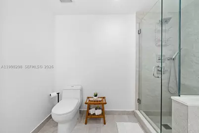 488 NE 18th #715, Miami, FL 33132 - Photo 43