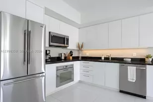 92 SW 3rd, Miami, FL 33130 - Photo 3
