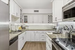 550 Ocean, Key Biscayne, FL 33149 - Photo 27
