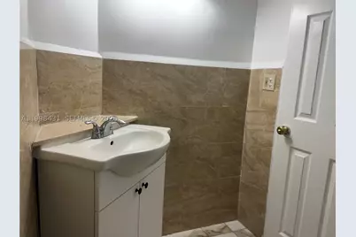 1501 NE 191st #C211, Miami, FL 33179 - Photo 5