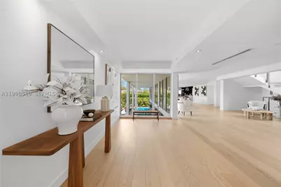 215 Palm, Miami Beach, FL 33139 - Photo 1