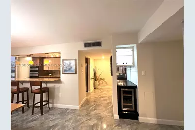 18041 Biscayne #1104, Aventura, FL 33160 - Photo 17
