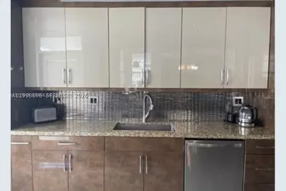 18041 Biscayne #1104, Aventura, FL 33160 - Photo 3