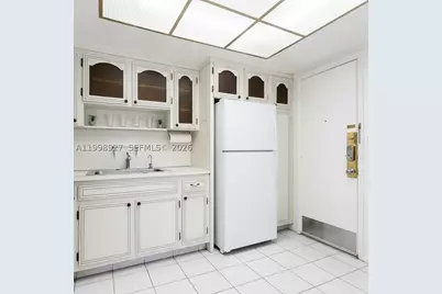 18707 NE 14th #733, Miami, FL 33179 - Photo 7