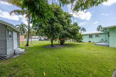 11298 NW 21st, Miami, FL 33167 - Photo 47