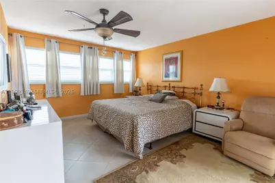 330 SE 2nd #405F, Hallandale, FL 33009 - Photo 15