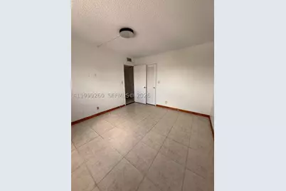 [Address not provided], Hallandale Beach, FL 33009 - Photo 15