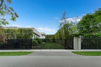 70 Samana, Miami, FL 33133 - Photo 25