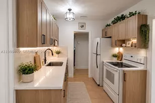 1771 NE 180th, North Miami Beach, FL 33162 - Photo 5
