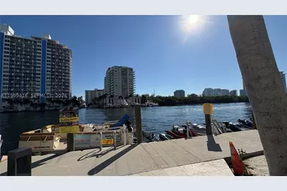 2670 E Sunrise #309, Fort Lauderdale, FL 33304 - Photo 17