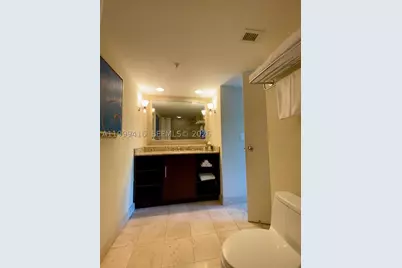 2670 E Sunrise #309, Fort Lauderdale, FL 33304 - Photo 9