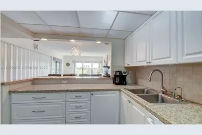 2311 S Cypress Bend #419A, Pompano Beach, FL 33069 - Photo 19