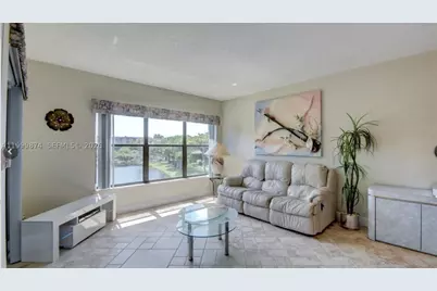 2311 S Cypress Bend #419A, Pompano Beach, FL 33069 - Photo 5